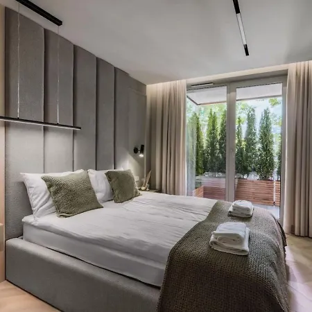 90m2 - Ice Wawel - Homfi Collection
